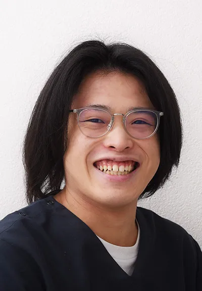 スタッフ紹介
